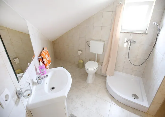 Kapetan - One Bedroom With Terrace Sukošan