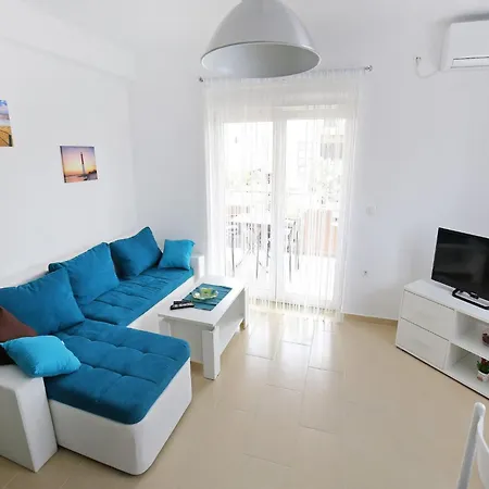 Kapetan - One Bedroom With Terrace Sukošan
