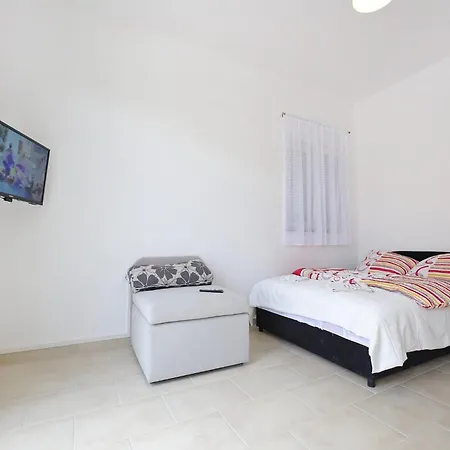 Kapetan - One Bedroom With Terrace Lägenhet *