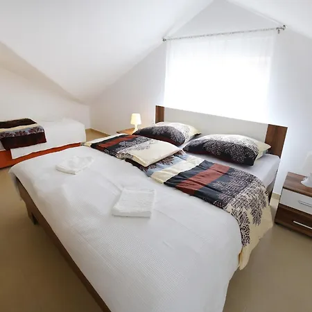 Kapetan - One Bedroom With Terrace * Sukošan