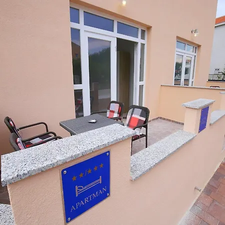 Kapetan - One Bedroom With Terrace * Sukošan