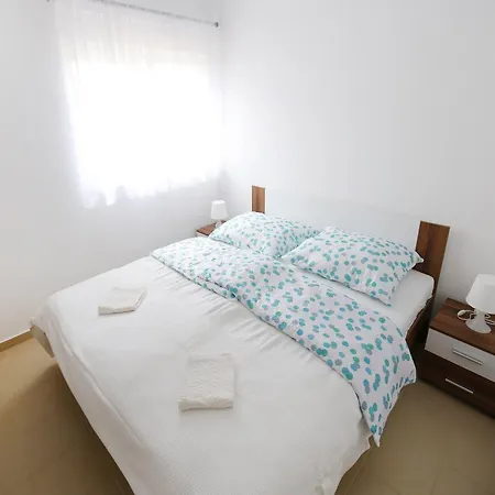 Kapetan - One Bedroom With Terrace * Sukošan