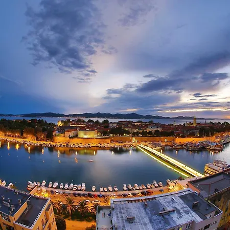 Kapetan - One Bedroom With Terrace Apartment Sukosan