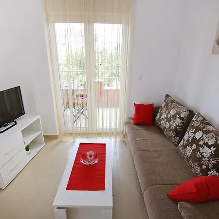 Kapetan - One Bedroom With Terrace Apartment Sukosan