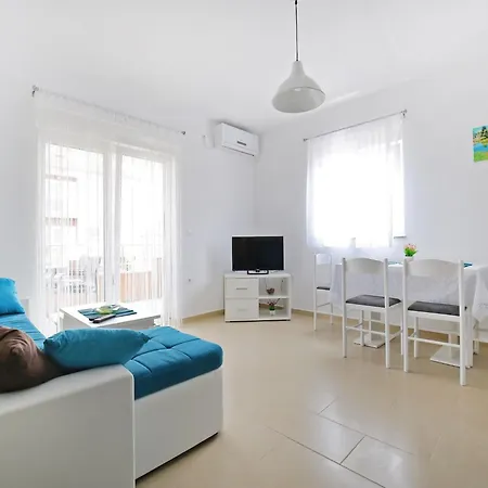 Lägenhet Kapetan - One Bedroom With Terrace Sukošan