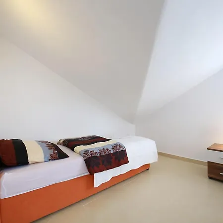 Kapetan - One Bedroom With Terrace Apartamento Sukošan