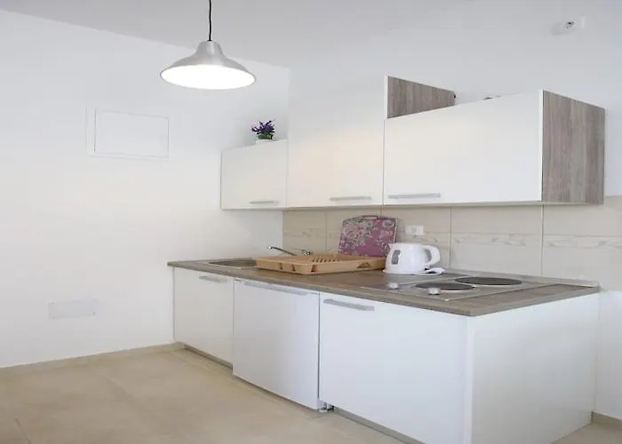 Kapetan - One Bedroom With Terrace Appartement