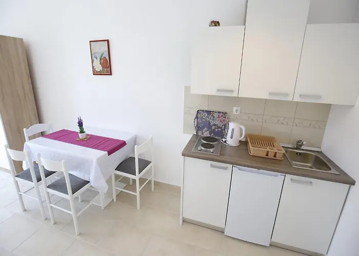 Appartement Kapetan - One Bedroom With Terrace