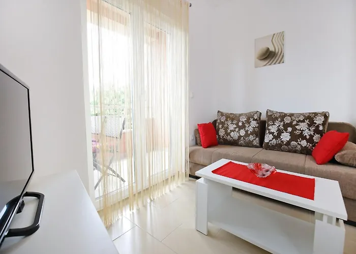 Appartement Kapetan - One Bedroom With Terrace Sukošan